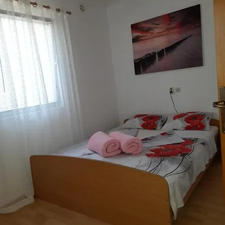Apartment Plesa *