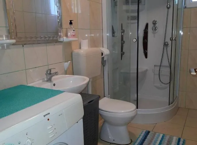 Plesa Apartment Vir
