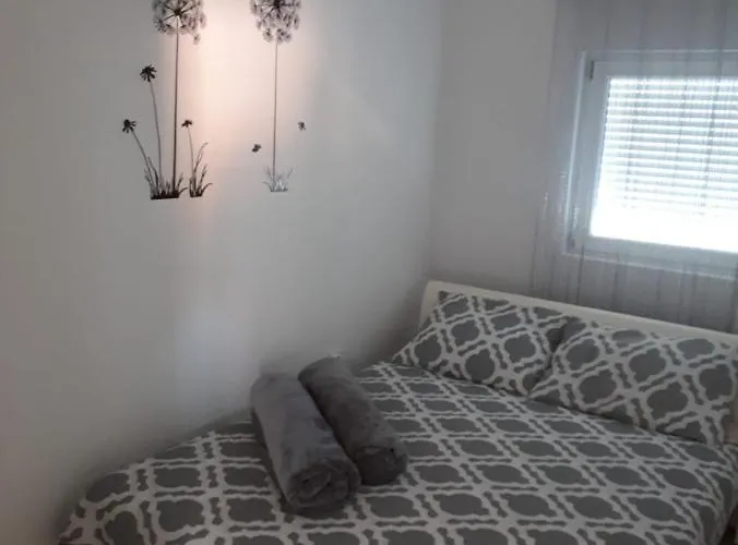 Plesa Apartment Vir